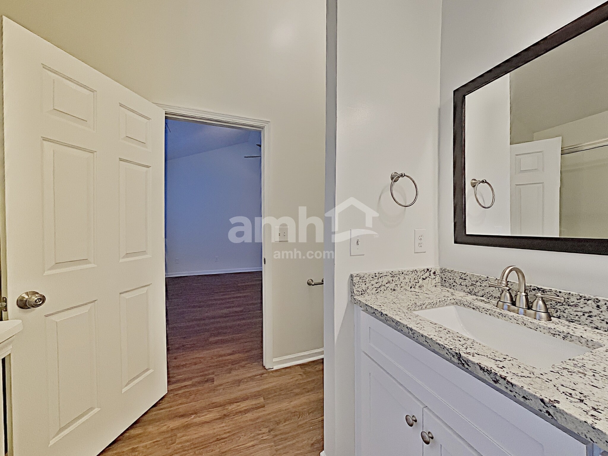 Building Photo - 2462 Heatherton Ct