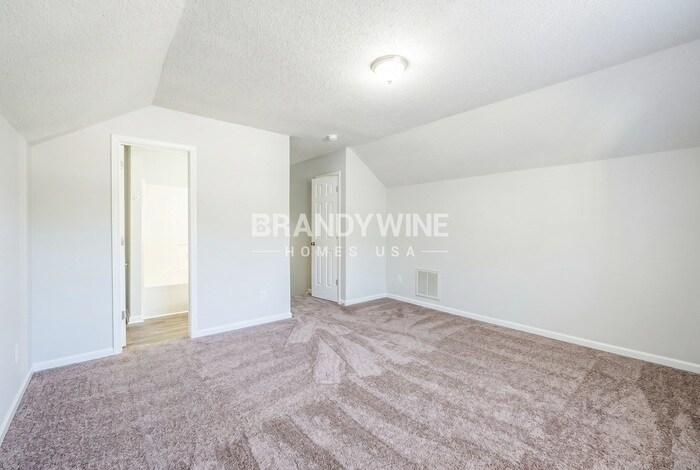 Building Photo - 6537 Hoover Cir