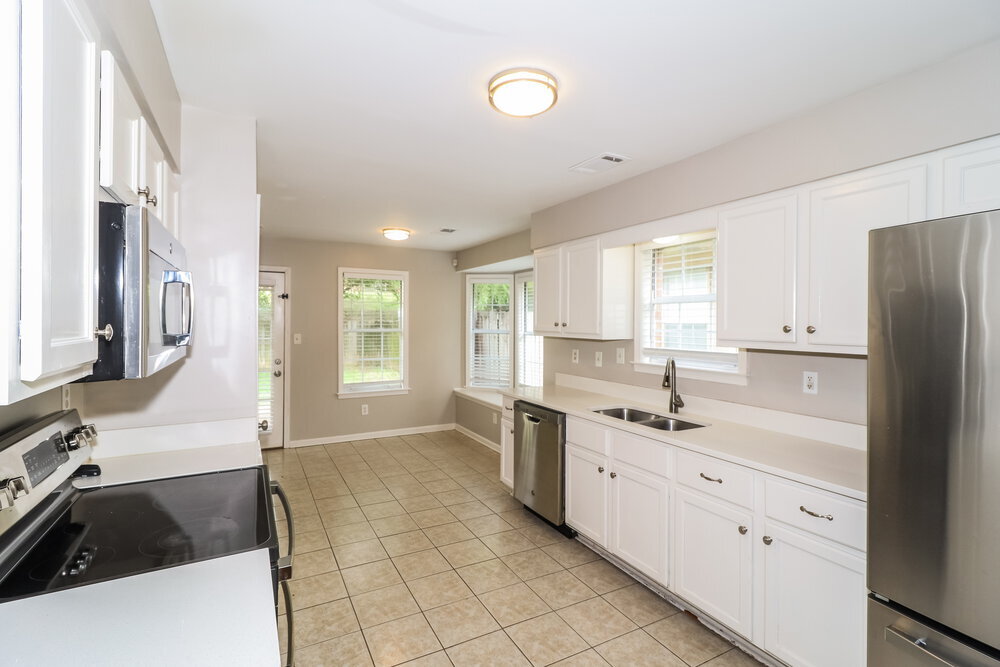 Building Photo - 2268 Lake Hill Ct
