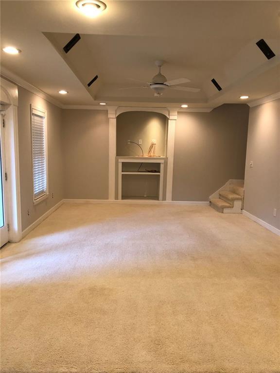 Building Photo - 2242 Lenox Walk NE