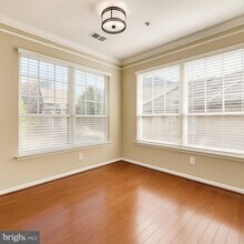 Building Photo - 1530 Spring Gate Dr.