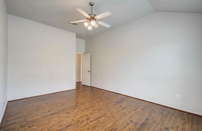 Building Photo - 21903 Silverfield Park Ln