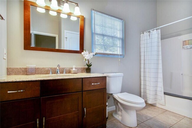 Building Photo - 99 Ericson St SE