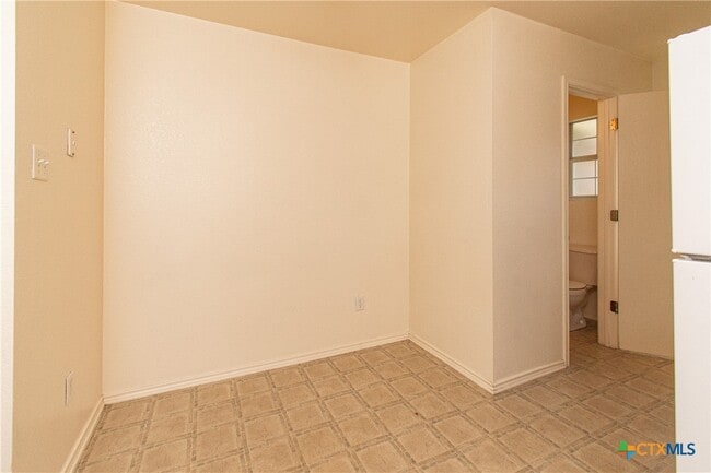 Building Photo - 4207 Alan Kent Dr
