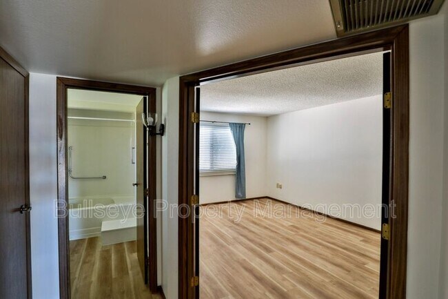 Building Photo - 19470 N Camino Del Sol