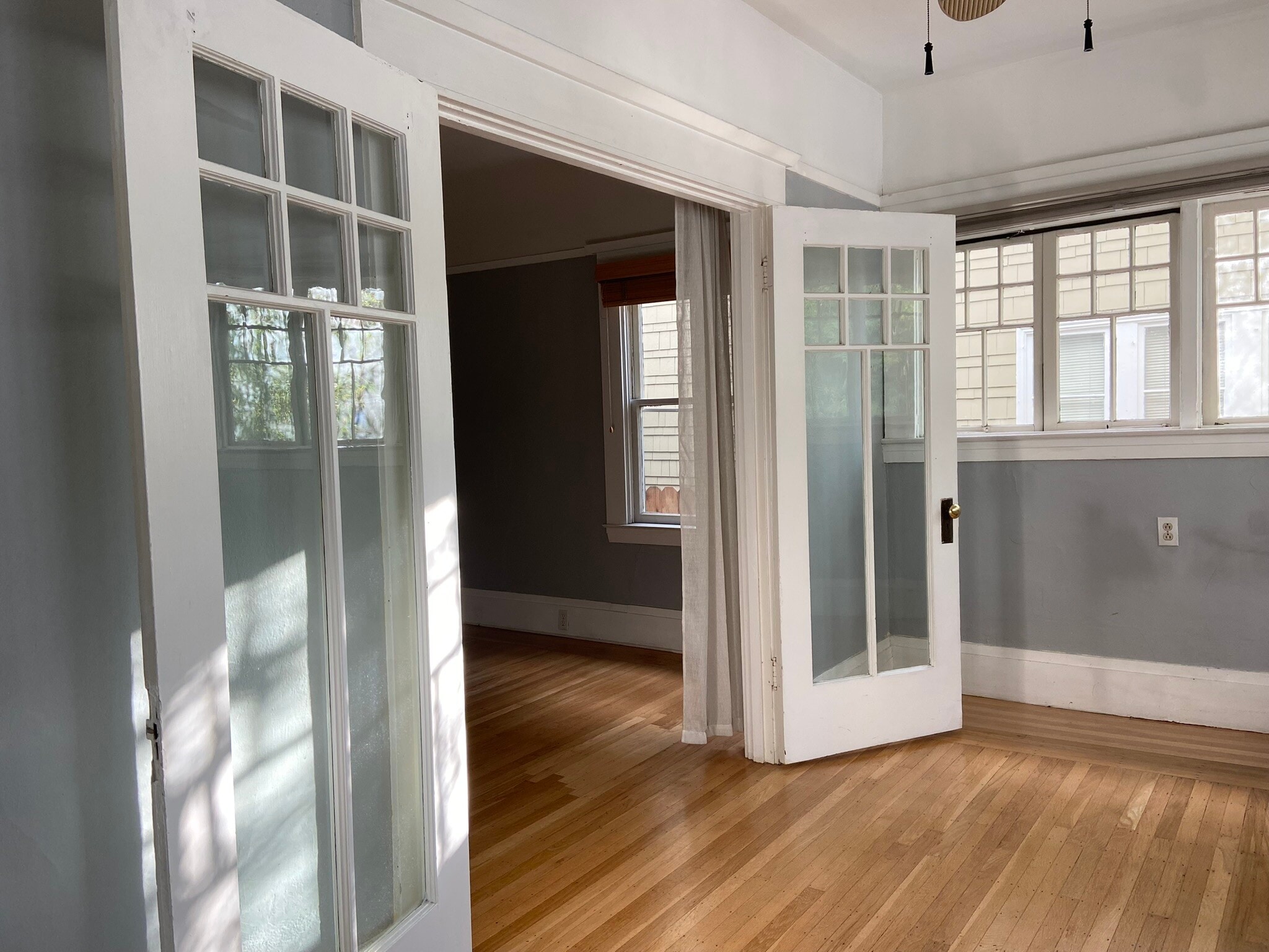 Sun room/study with view into 2nd bedroom or office - 1608 22nd St