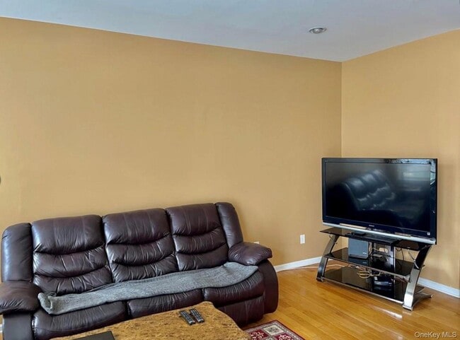 Building Photo - 28 Ford Ct