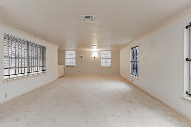 Building Photo - 6831 Reed Rd