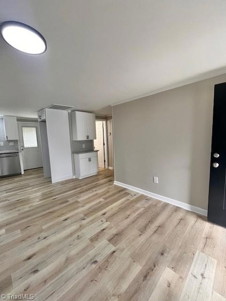 Building Photo - 1308 W Ridge St