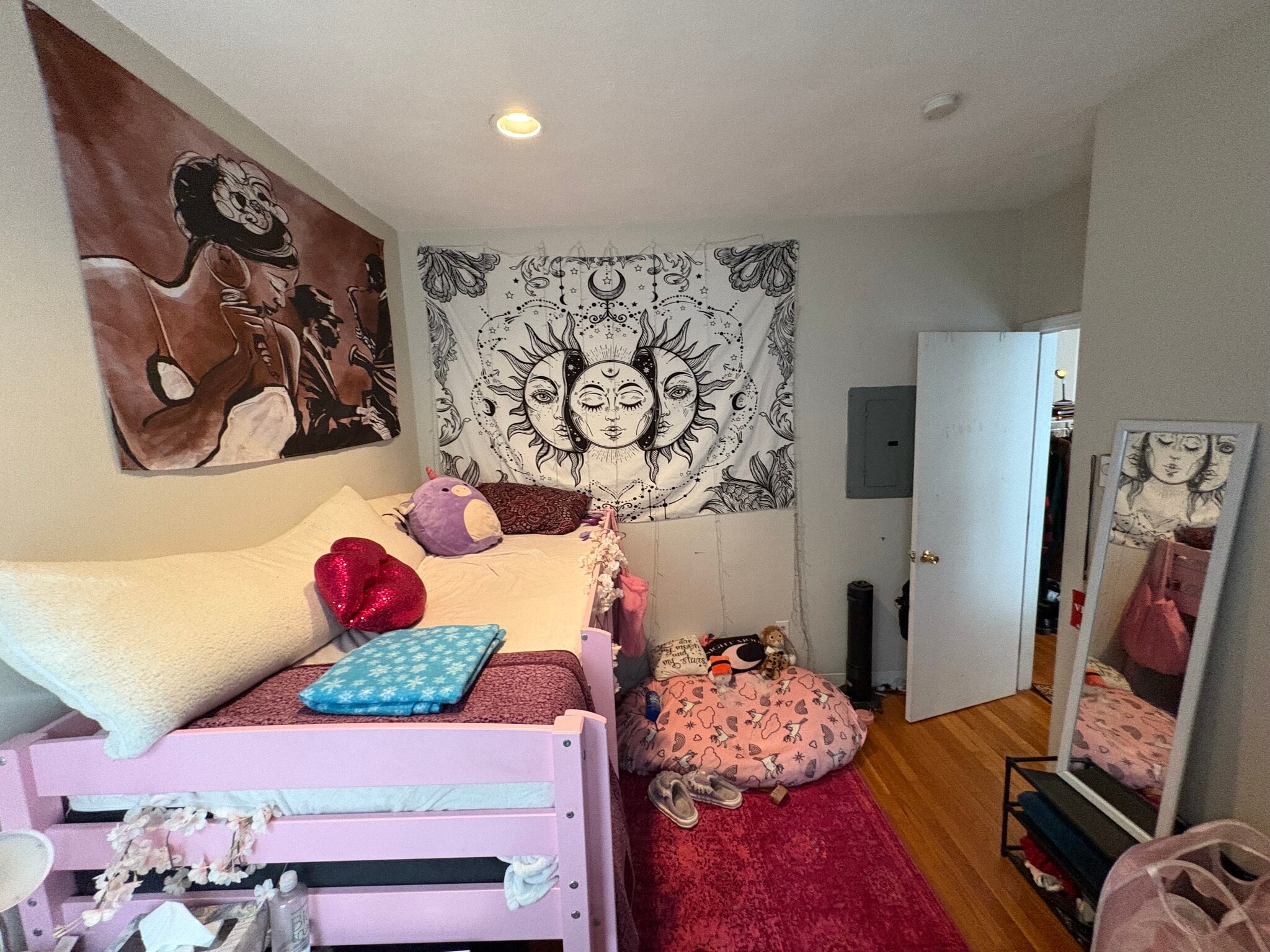 Building Photo - 35 Westland Ave