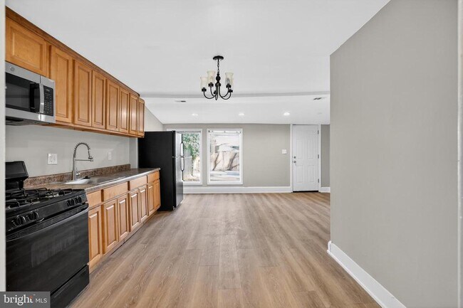 Building Photo - 3309 Martin Luther King Jr Ave SE