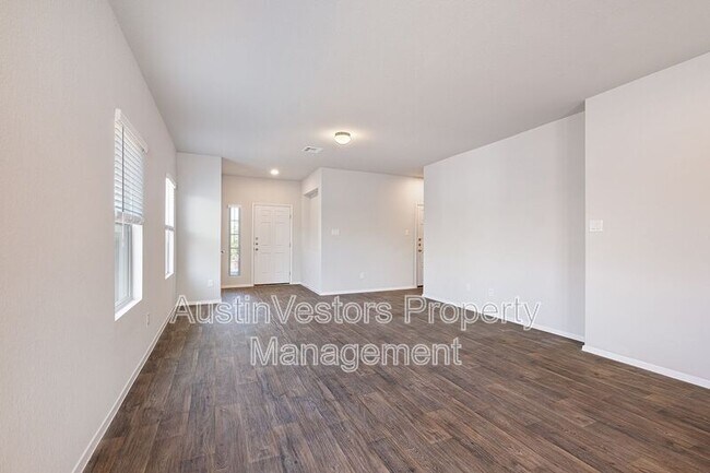 Building Photo - 244 Shugart St