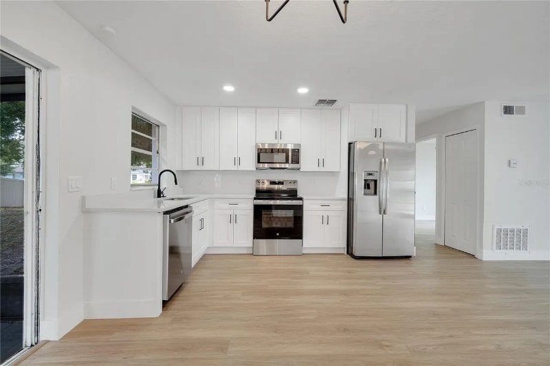 Building Photo - 3084 Anthony Ln