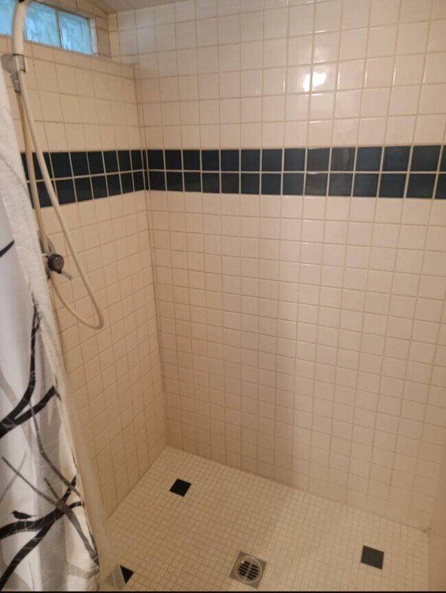 Oversized custom tile shower - 16693 Sprague Loop