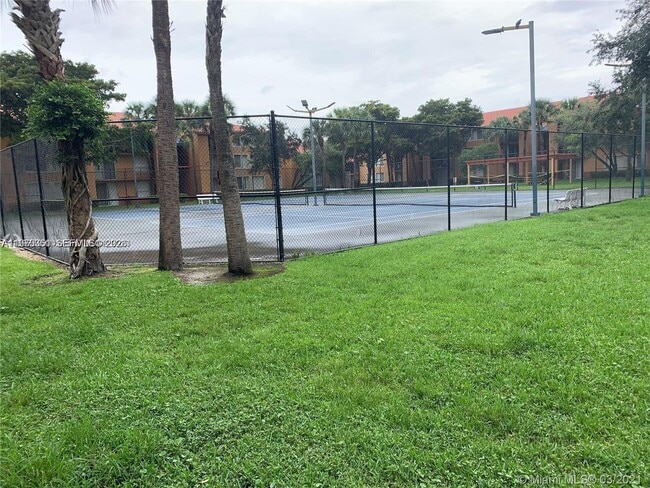 Building Photo - 10781 Cleary Blvd