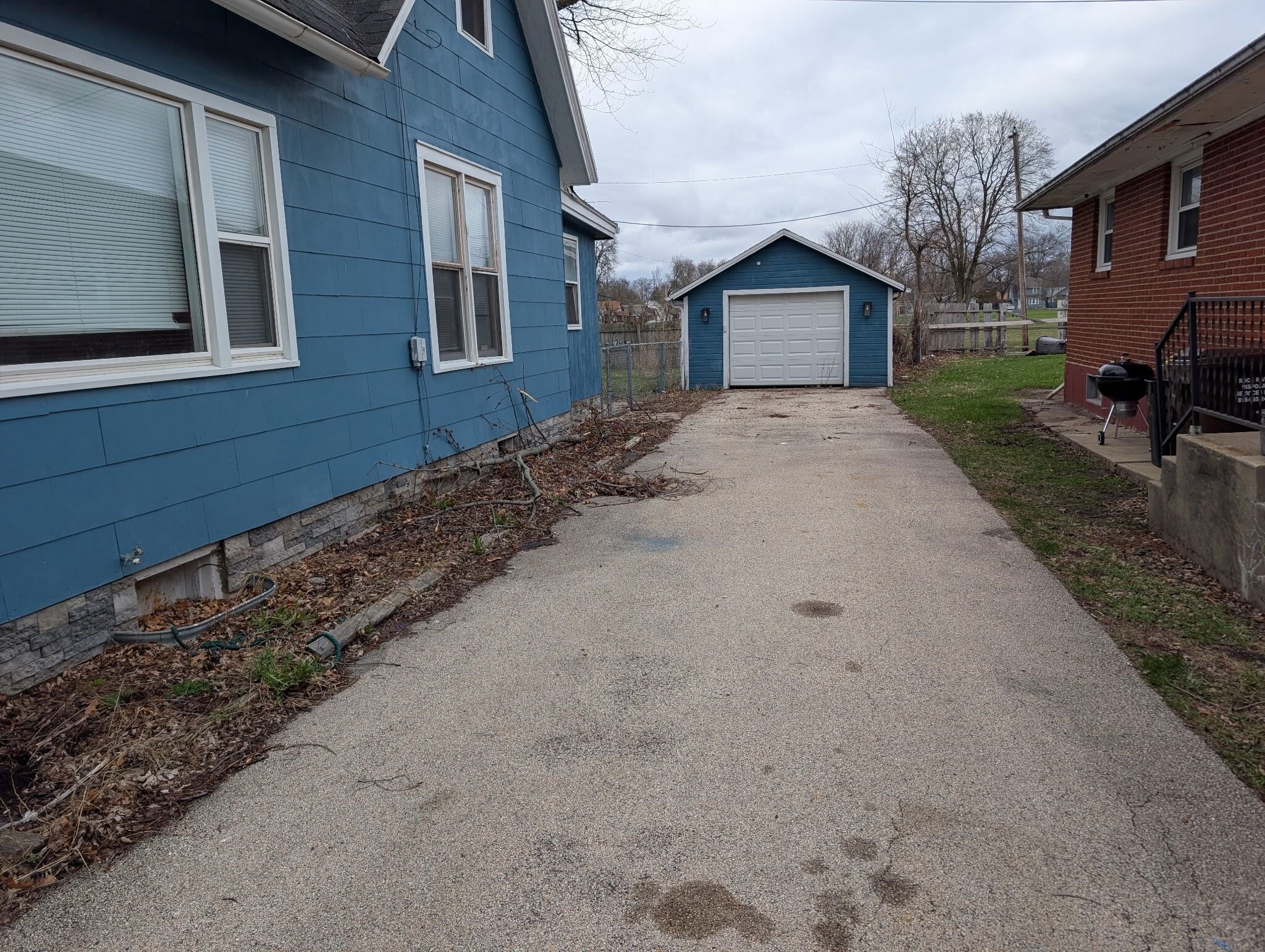 Building Photo - 1219 Burton St