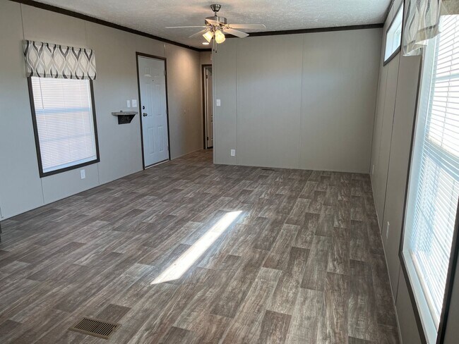 Building Photo - Pelican Point