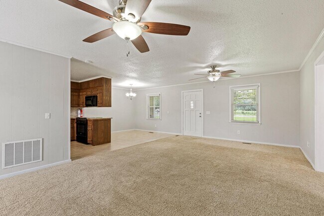 Building Photo - 3518 Lee Ave