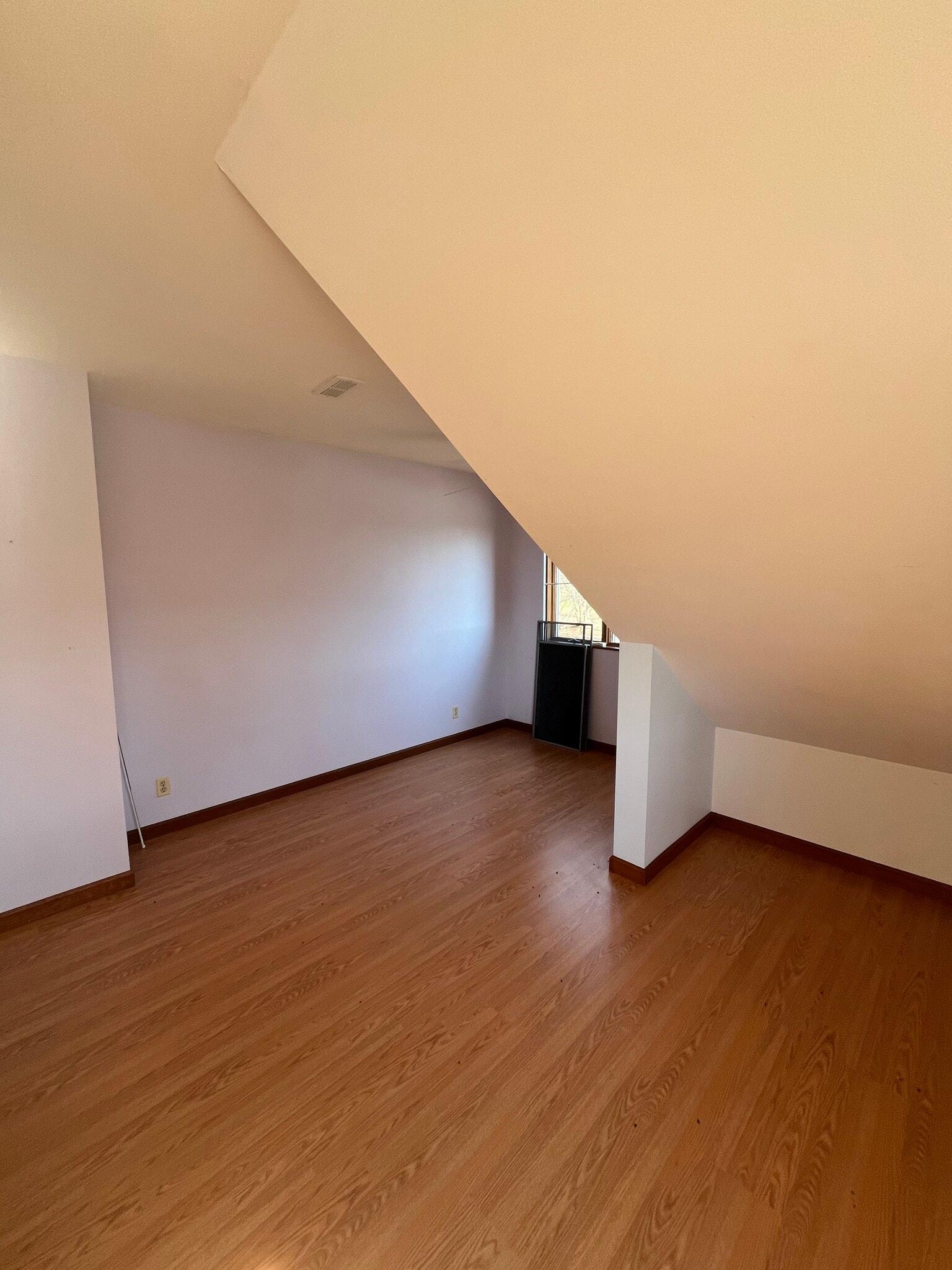 Building Photo - 2645 S River Rd