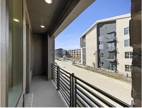 Building Photo - 1174 Daybreak Dr