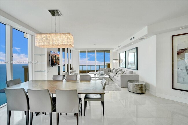 Building Photo - 17875 Collins Ave