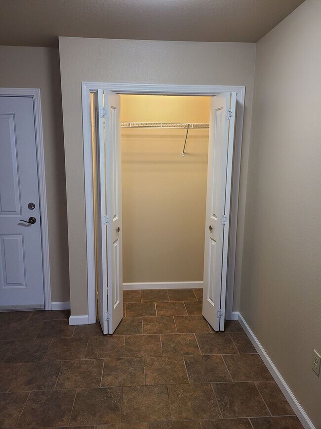 Interior Photo - The Residences at 843 Oak