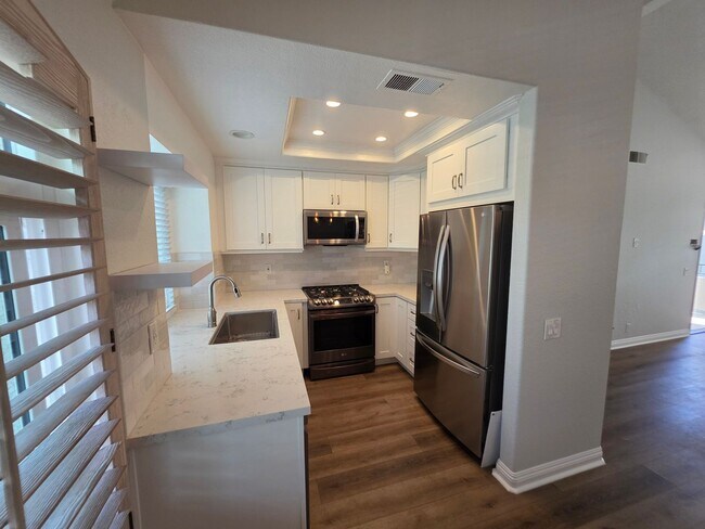 Building Photo - 227 Cinnamon Teal