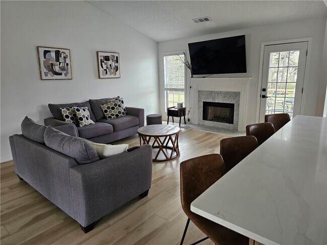 Building Photo - 1222 Paiute Ct