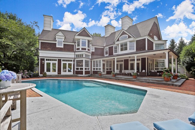 Building Photo - 556 Riversville Rd