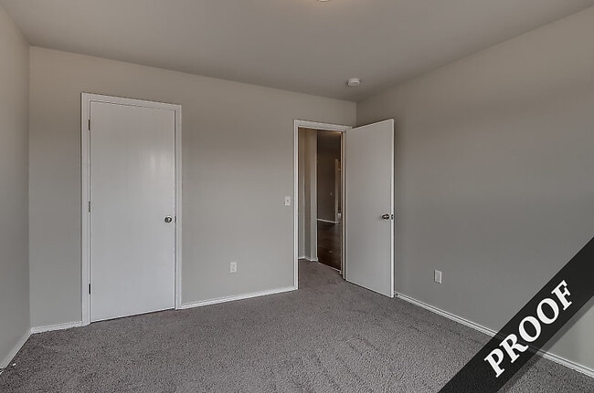 Building Photo - 7641 Leichter Ave
