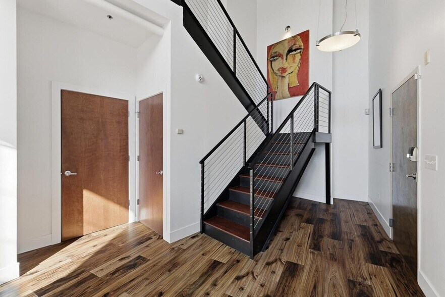 Building Photo - 1380 Atlantic Dr NW