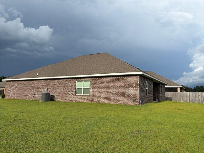 Building Photo - 10551 Sand Dune Ave