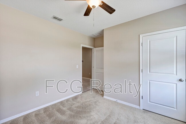 Building Photo - 72 Hickory Crse