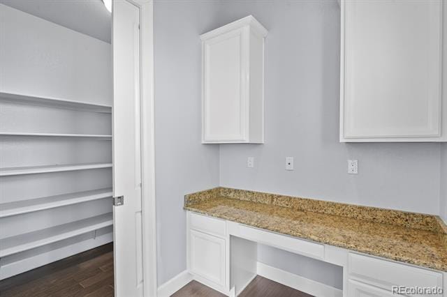 Building Photo - 9781 Cantabria Point