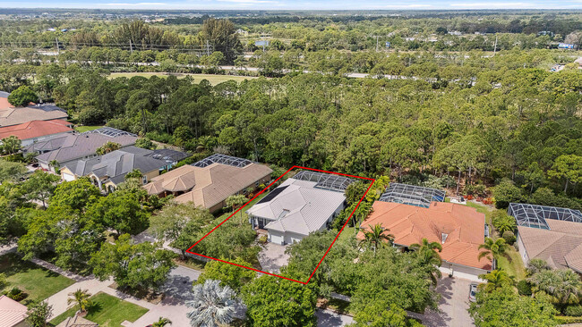 Building Photo - 4642 SW Hammock Creek Dr