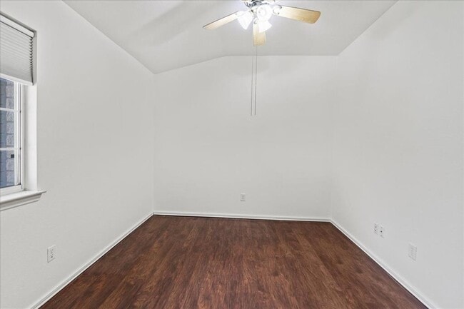Building Photo - 1212 Shaun Dr