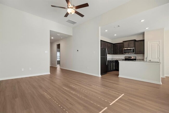 Building Photo - 460 Beechwood Hacienda Dr