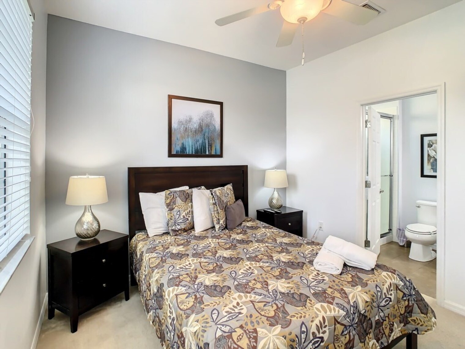 Building Photo - 2533 Rosemont Cir