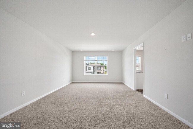 Building Photo - 504 Harper Dr