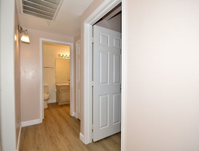 Building Photo - Next To Durango Casino | Gated Community | Laminate Floors | Community Fitness