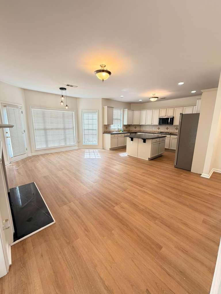 Building Photo - 1098 Frog Leap Trl NW