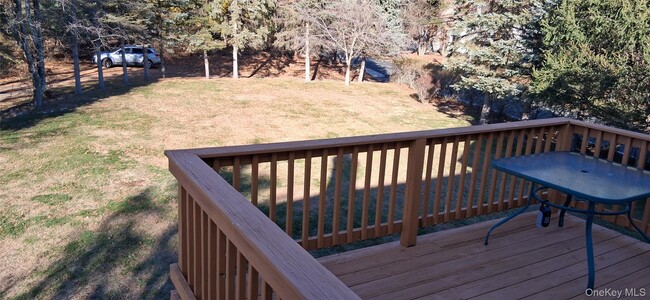 Building Photo - 66 Monsey Heights Rd