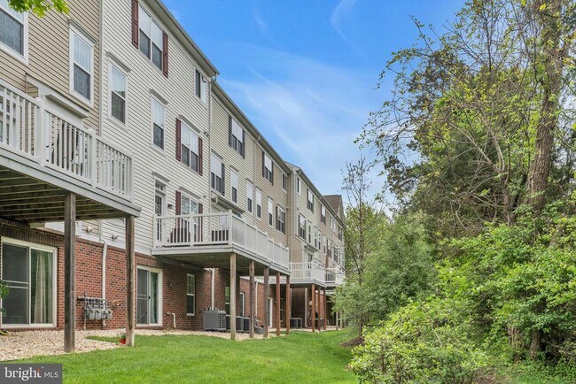Building Photo - 21723 Indian Summer Terrace