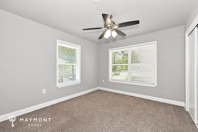 Building Photo - Inviting 3-Bedroom Cleburne Home with Fenced Yard