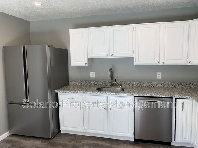 Building Photo - 1209 Vienna Ct