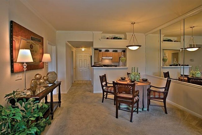 Building Photo - 2 bedroom in Austin TX 78705