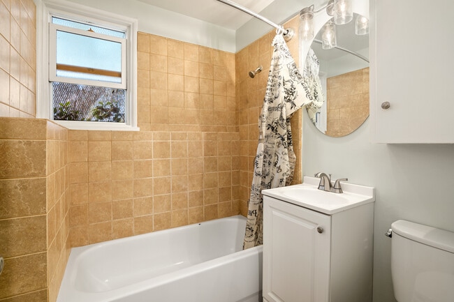 Building Photo - 3295 McKinley St