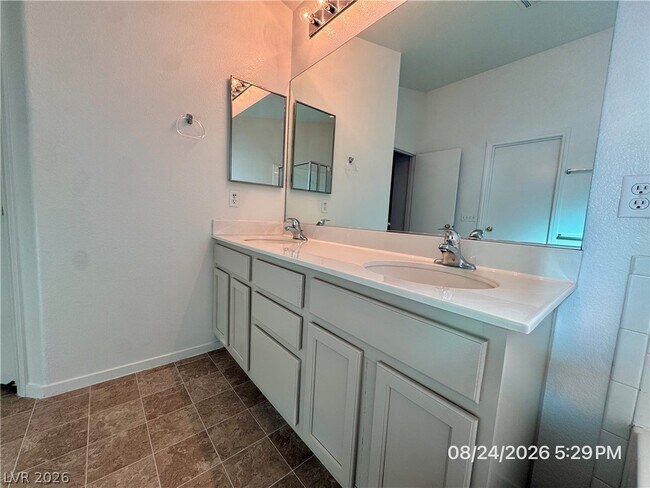 Building Photo - 2173 Hidden Ranch Terrace