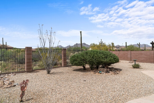 Building Photo - 12277 Whistling Wind Ave