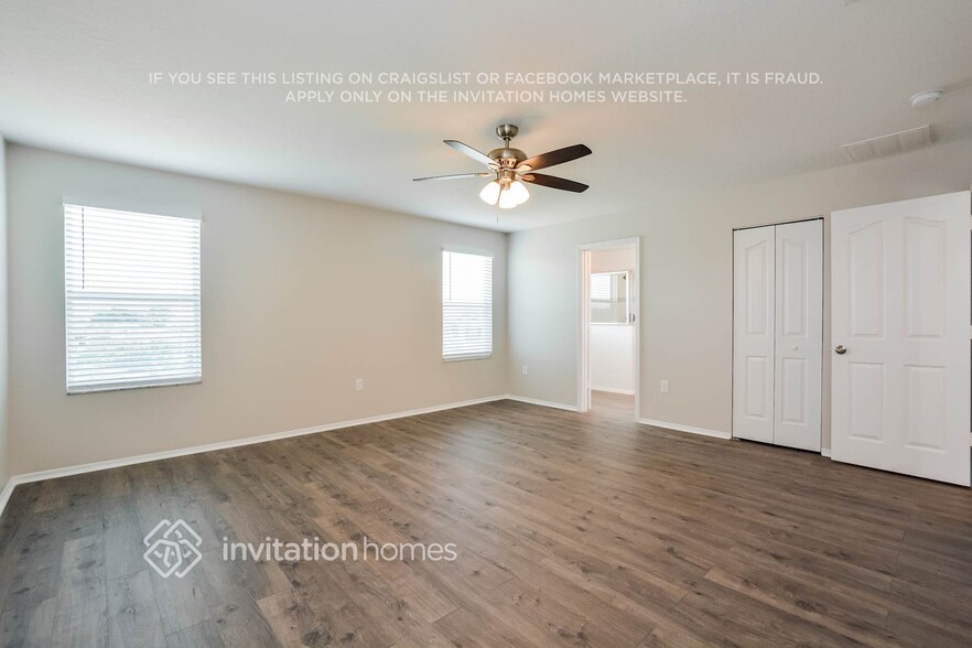 Building Photo - 13743 Laranja St
